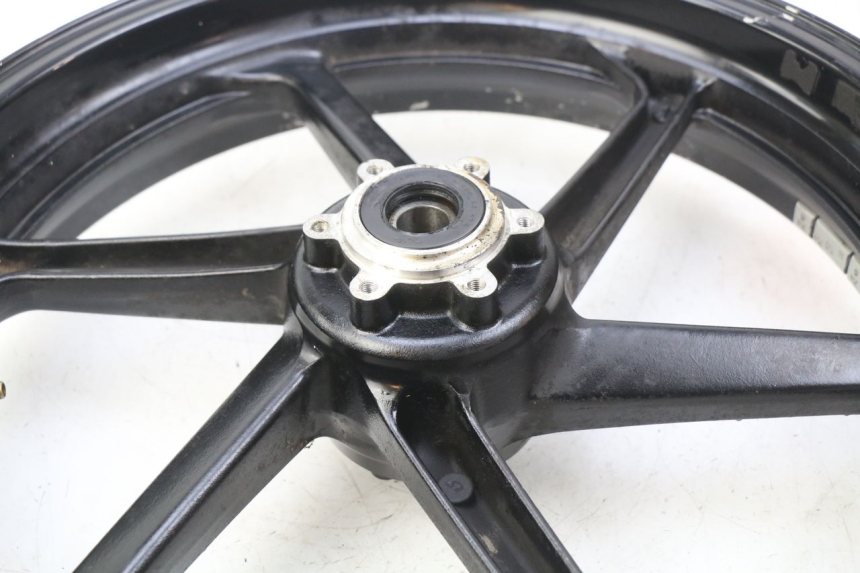 photo de JANTE AVANT HONDA VFR FI RC46 800 (1998 - 2001) - Gros plan technique