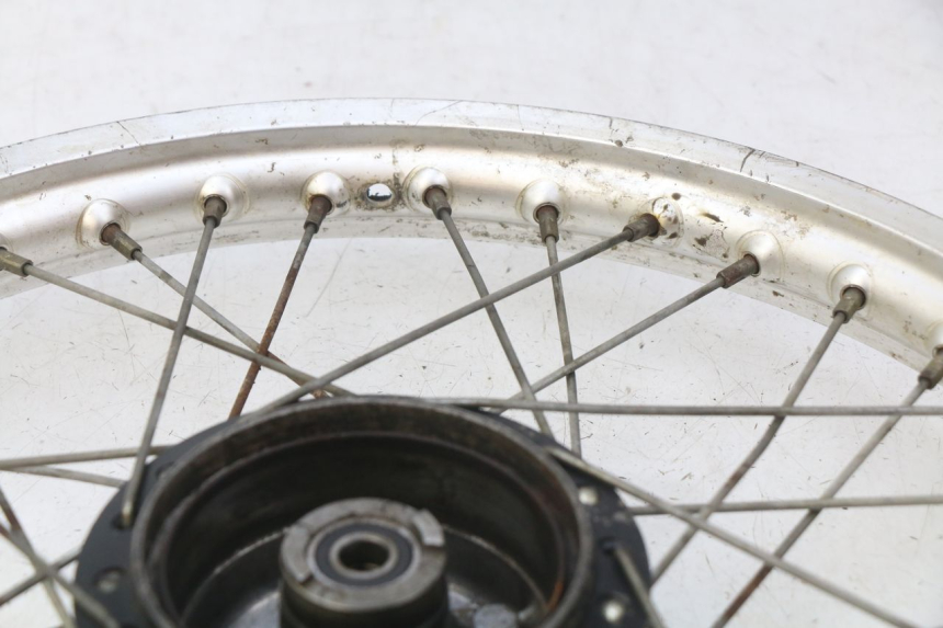 photo de JANTE AVANT YAMAHA YZ 80 (1982 - 1983)