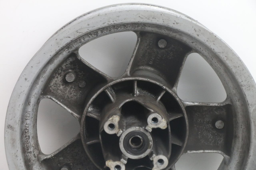 photo de JANTE AVANT YAMAHA YP MAJESTY 125 (1998 - 2001) - Points de fixation