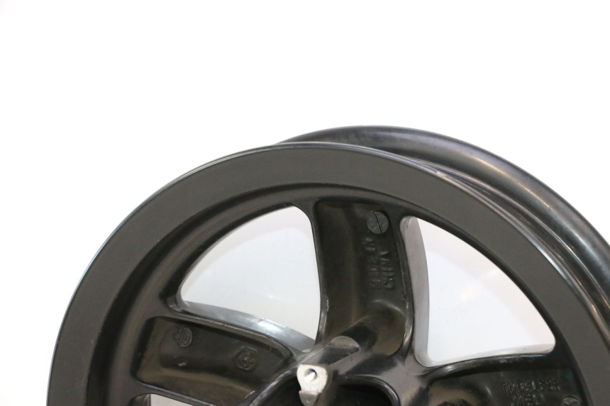 photo de JANTE AVANT PIAGGIO ZIP IGET 4T 50 (2021 - 2023) - Autre angle de vue