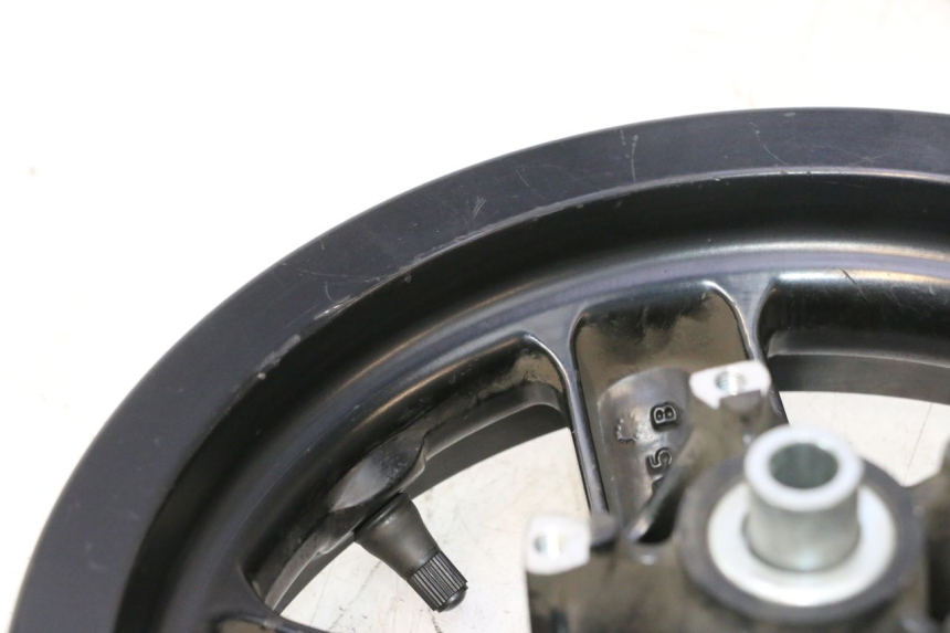 photo de JANTE AVANT PIAGGIO ZIP IGET 4T 50 (2021 - 2023) - Marquages et références