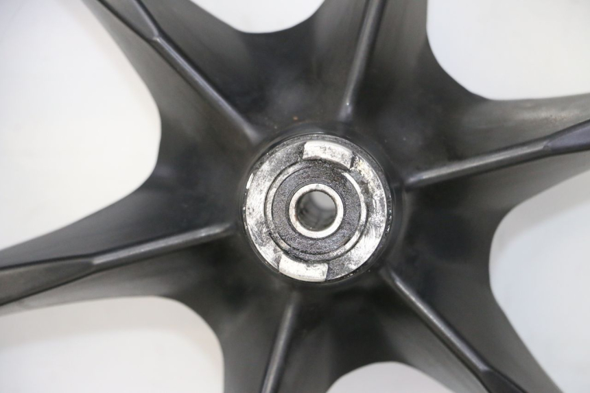 photo de JANTE AVANT ET PNEU SUZUKI BURGMAN 125 (2007 - 2014)