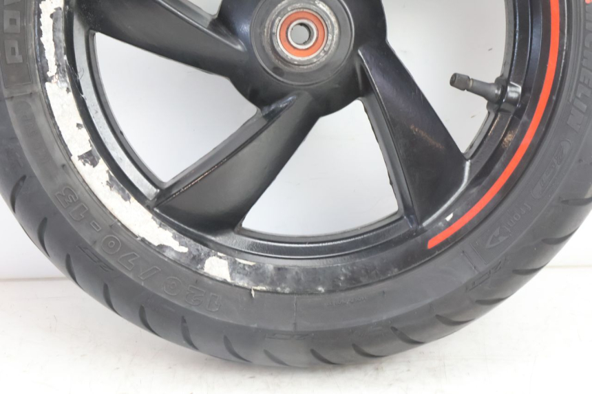 photo de JANTE AVANT ET PNEU PEUGEOT CITYSTAR 2T 50 (2018 - 2021) - Zoom état d’usage