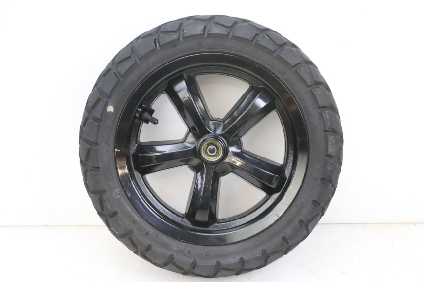 photo de JANTE AVANT ET PNEU SYM CROX 4T 50 (2016 - 2023) - Vue principale