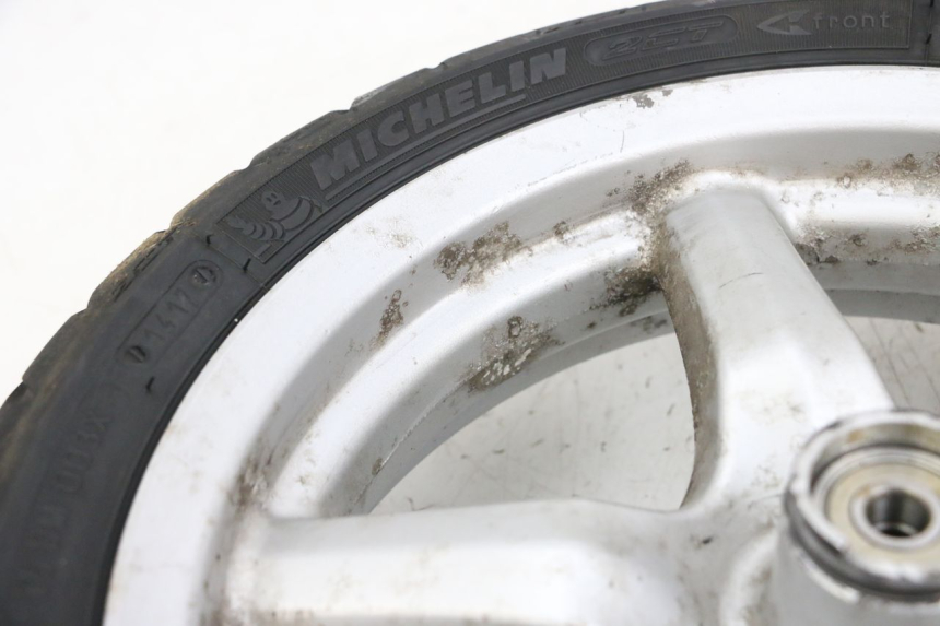 photo de JANTE AVANT ET PNEU MBK FLAME X 125 (2007 - 2016) - Vue d’ensemble