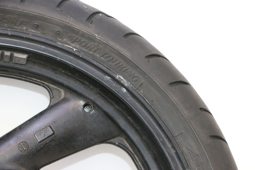 photo de JANTE AVANT ET PNEU YAMAHA FZS FAZER 600 (2001 - 2003) - Focus structure