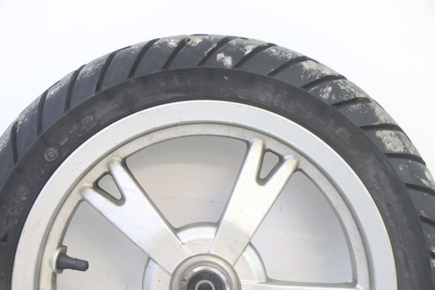 photo de JANTE AVANT ET PNEU PEUGEOT KISBEE 4T 50 (2018 - 2022)