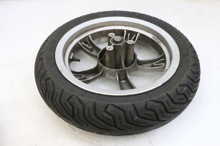 photo de JANTE AVANT ET PNEU PEUGEOT KISBEE 4T 50 (2010 - 2017)