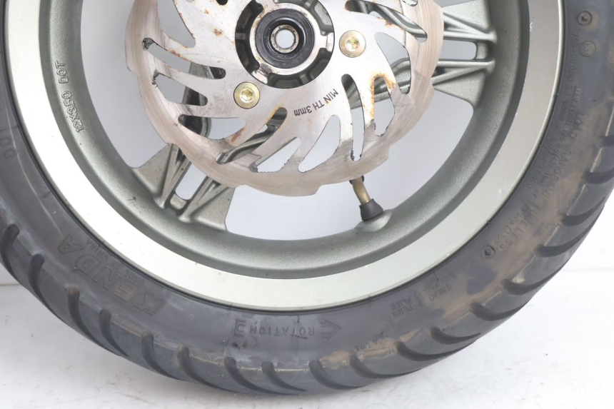 photo de JANTE AVANT ET PNEU RIDE SLASH 2T 50 (2012 - 2014) - Zoom état d’usage