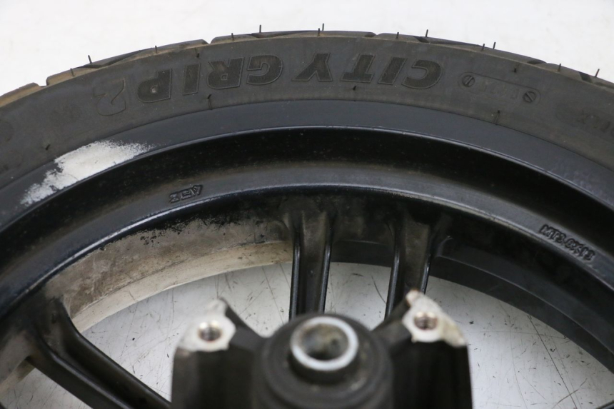 photo de JANTE AVANT ET PNEU PEUGEOT SPEEDFIGHT 4 4T EFI 50 (2021 - 2025) - Marquages et références