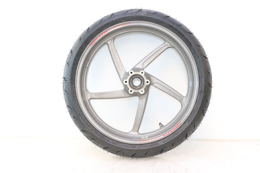 photo de JANTE AVANT ET PNEU DUCATI SS IE DS CARENEE 1000 (2002 - 2006) - Points de fixation