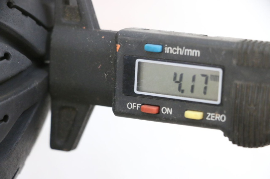 photo de JANTE AVANT ET PNEU PEUGEOT TWEET PRO EFI 4T 50 (2021 - 2022)