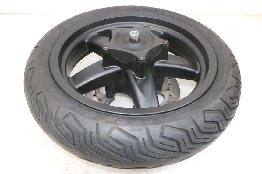 photo de JANTE AVANT ET PNEU PIAGGIO XEVO - X EVO 125 (2007 - 2016) - Points de fixation