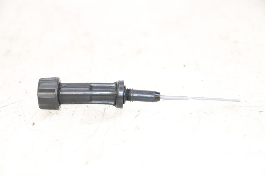 photo de JAUGE HUILE MOTEUR YAMAHA FZ6 FAZER S2 600 (2007 - 2011)