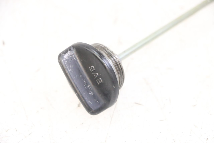 photo de JAUGE HUILE MOTEUR SUZUKI GS GSE 500 (2001 - 2003)