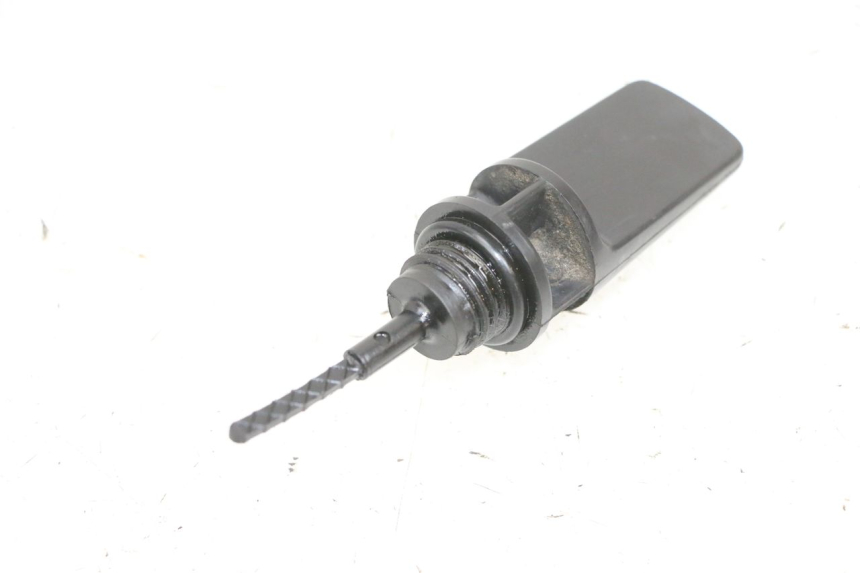 photo de JAUGE HUILE MOTEUR KYMCO LIKE 125 (2009 - 2016) - Zoom état d’usage