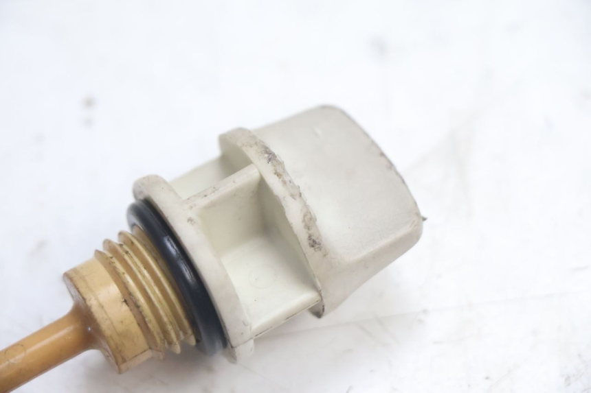 photo de JAUGE HUILE MOTEUR KYMCO LIKE 4T 50 (2019 - 2025) - Zoom état d’usage
