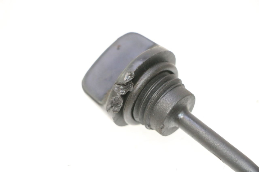 photo de JAUGE HUILE MOTEUR HONDA SCV LEAD 100 (2003 - 2007) - Zoom état d’usage