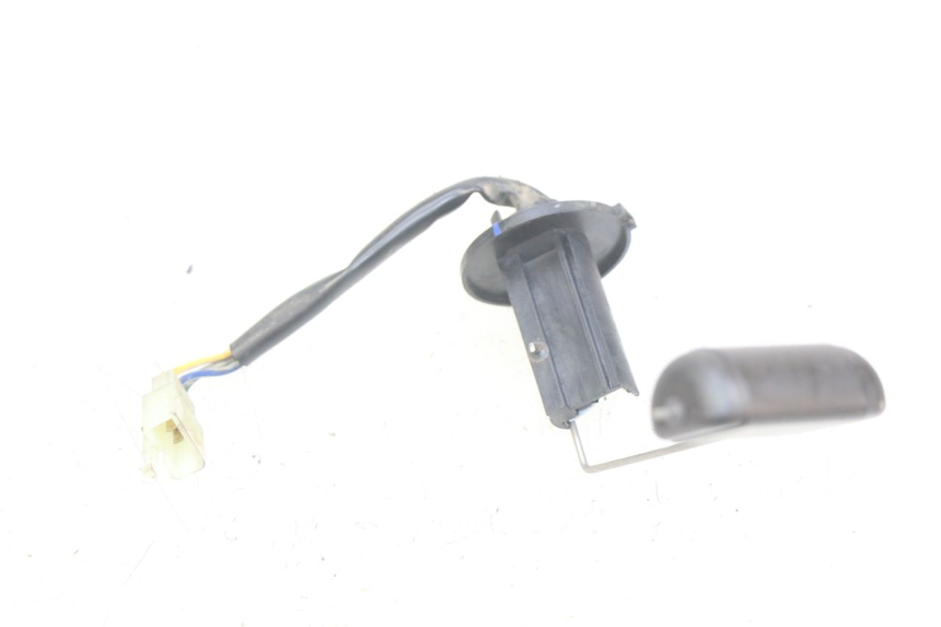 photo de JAUGE RESERVOIR ESSENCE KYMCO AGILITY 16+ 4T 50 (2018 - 2023)