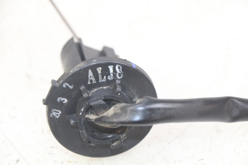 photo de JAUGE RESERVOIR ESSENCE KYMCO AGILITY 16+ 4T 50 (2018 - 2023)