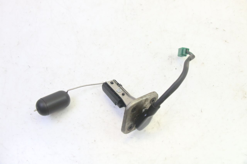 photo de JAUGE RESERVOIR ESSENCE MBK BOOSTER SPIRIT 50 (2004 - 2017) - Détail de la pièce