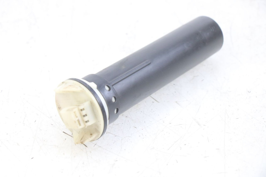 photo de JAUGE RESERVOIR ESSENCE GILERA DNA 50 (2000 - 2007)