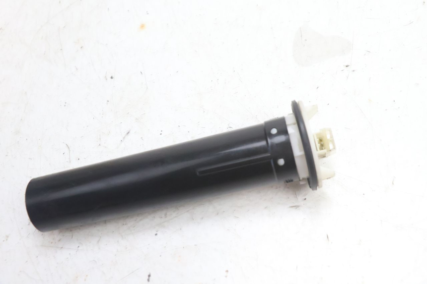 photo de JAUGE RESERVOIR ESSENCE PIAGGIO FLY 2T 50 (2004 - 2017) - Vue principale