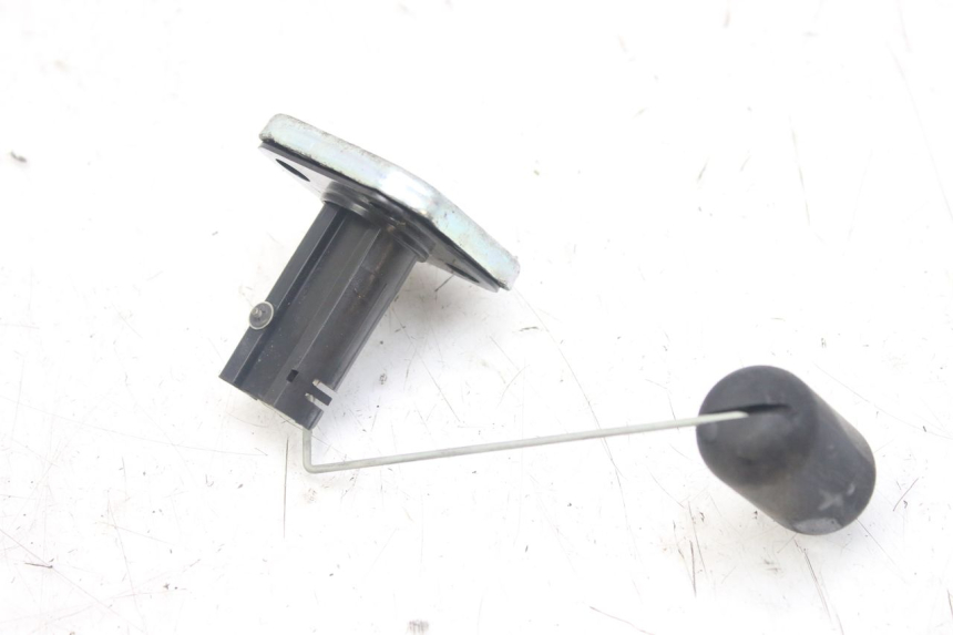 photo de JAUGE RESERVOIR ESSENCE PIAGGIO FLY 4T 50 (2013 - 2017)