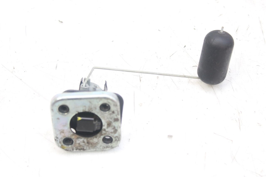 photo de JAUGE RESERVOIR ESSENCE PIAGGIO FLY 4T 50 (2013 - 2017)
