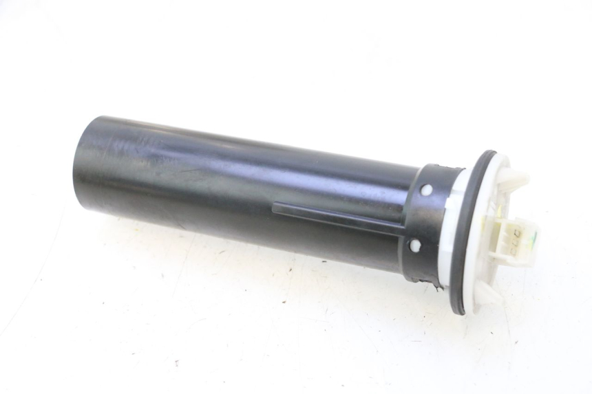 photo de JAUGE RESERVOIR ESSENCE PIAGGIO LIBERTY IGET 4T 50 (2015 - 2020) - Vue principale