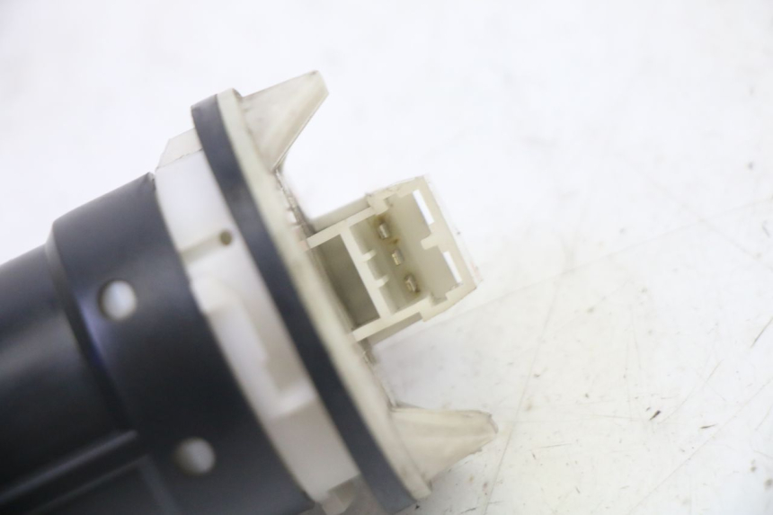 photo de JAUGE RESERVOIR ESSENCE PIAGGIO LIBERTY 125 (1998 - 2008)