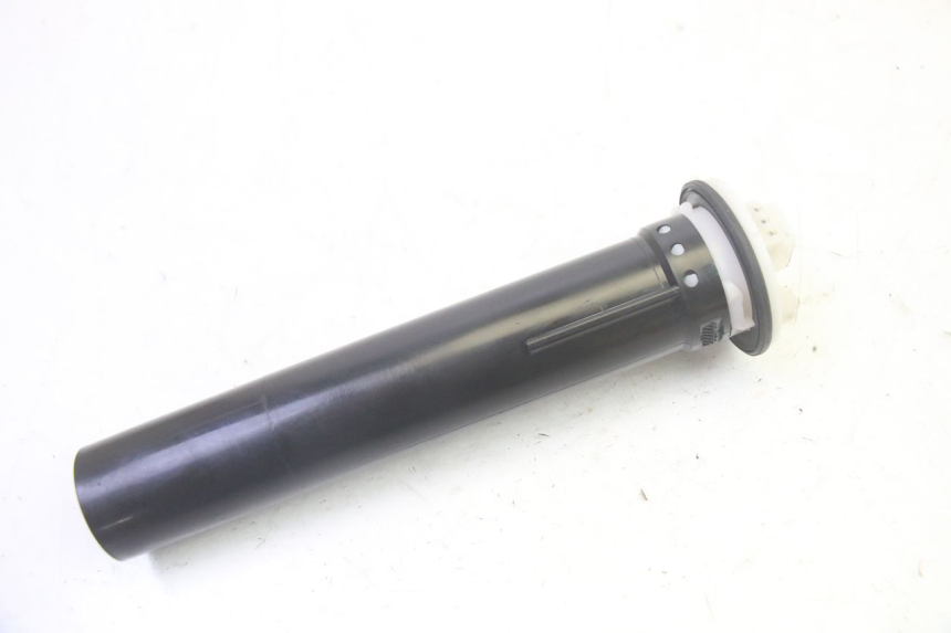 photo de JAUGE RESERVOIR ESSENCE PIAGGIO MP3 HPE 350 (2018 - 2020) - Zoom état d’usage