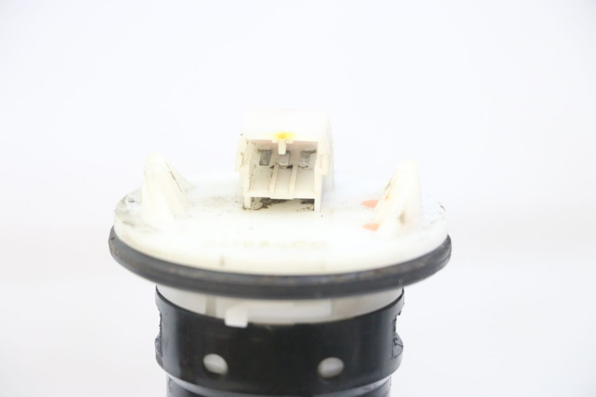 photo de JAUGE RESERVOIR ESSENCE PIAGGIO MP3 LT 300 (2010 - 2016)