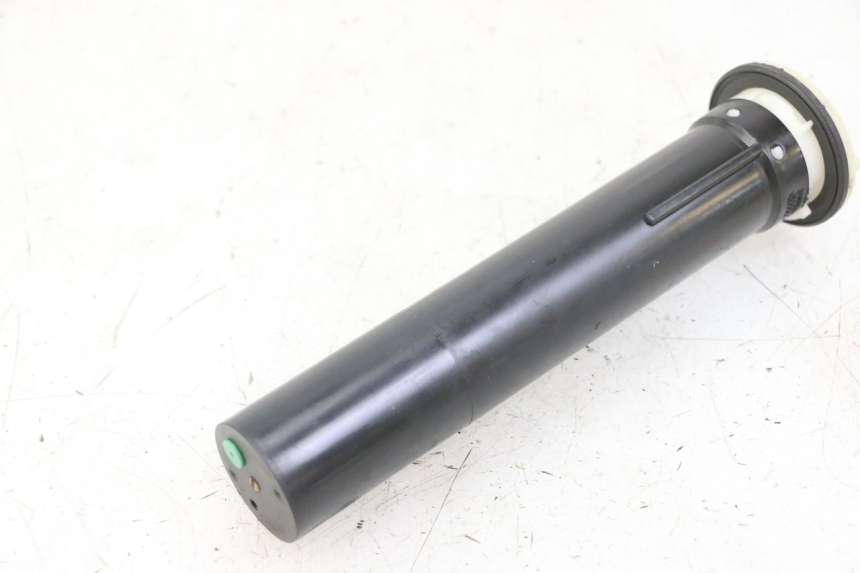 photo de JAUGE RESERVOIR ESSENCE PIAGGIO MP3 LT 400 (2007 - 2012)