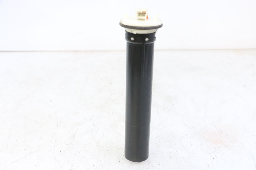 photo de JAUGE RESERVOIR ESSENCE PIAGGIO MP3 LT 400 (2007 - 2012)