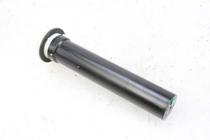 photo de JAUGE RESERVOIR ESSENCE PIAGGIO MP3 500 (2014 - 2016)