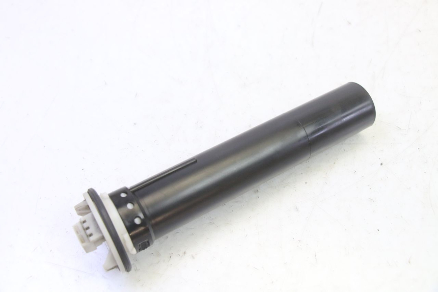 photo de JAUGE RESERVOIR ESSENCE PIAGGIO MP3 125 (2006 - 2014)