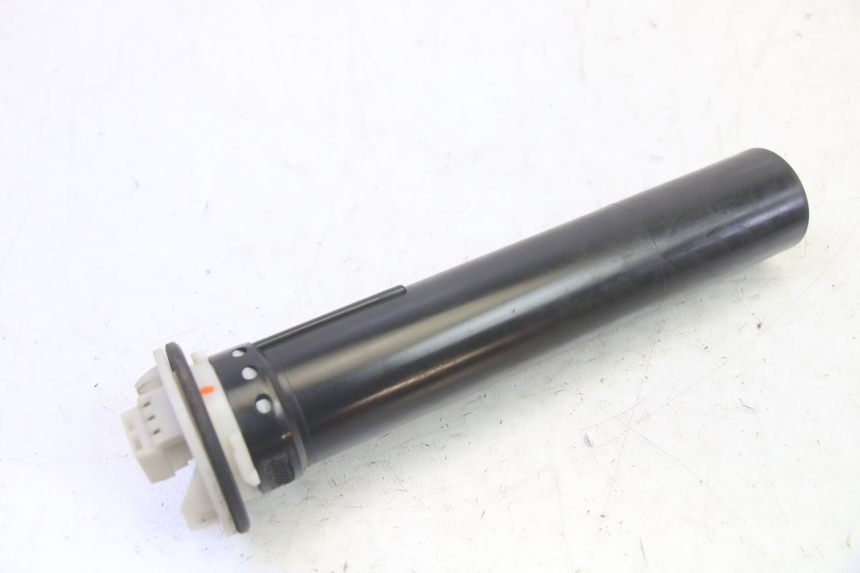 photo de JAUGE RESERVOIR ESSENCE PIAGGIO MP3 RL 250 (2007 - 2010)