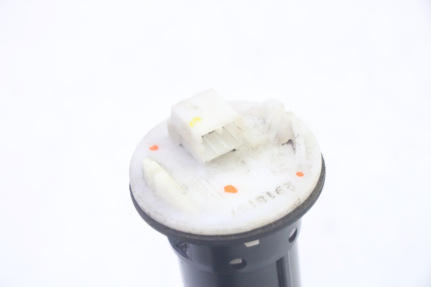 photo de JAUGE RESERVOIR ESSENCE PIAGGIO MP3 RL 250 (2007 - 2010) - Zoom état d’usage