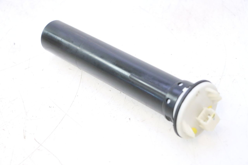 photo de JAUGE RESERVOIR ESSENCE PIAGGIO MP3 500 (2011 - 2015) - Vue principale