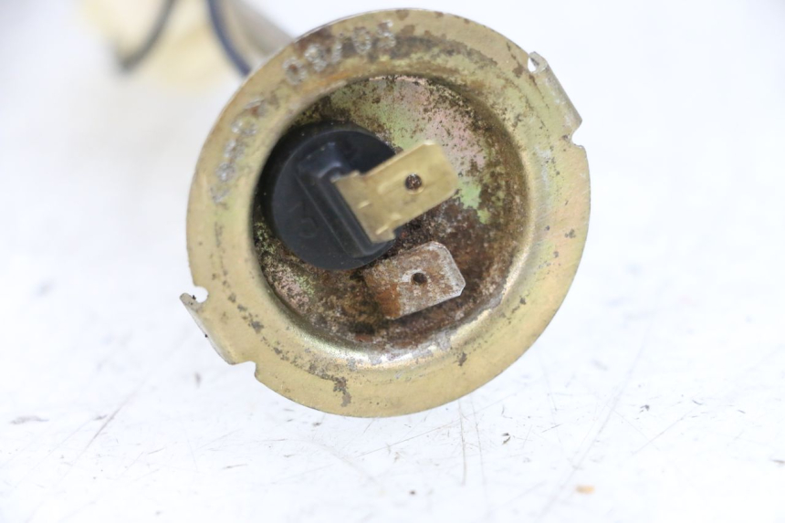 photo de JAUGE RESERVOIR ESSENCE YAMAHA NEO'S NEOS 2T 50 (1998 - 2007) - Zoom état d’usage