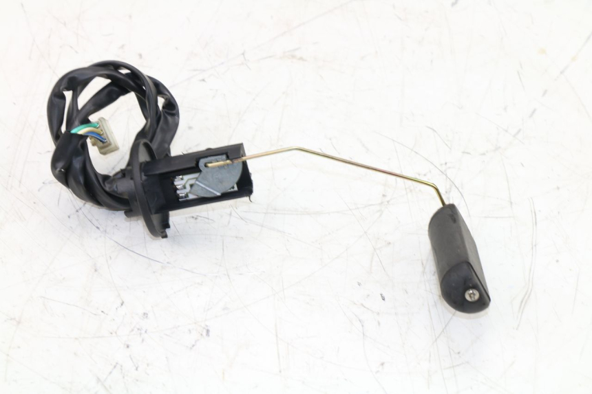 photo de JAUGE RESERVOIR ESSENCE NORAUTO RAZZO CITY 50 (2009 - 2014) - Détail de la pièce