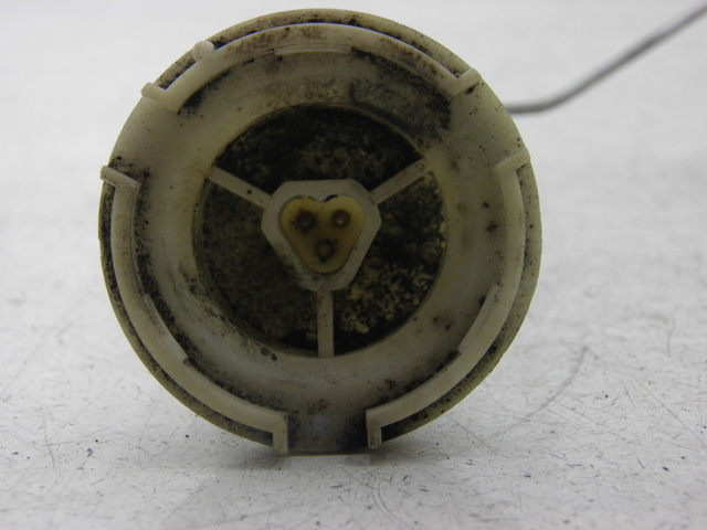 photo de JAUGE RESERVOIR ESSENCE PEUGEOT ELYSTAR 50 (2002 - 2014)