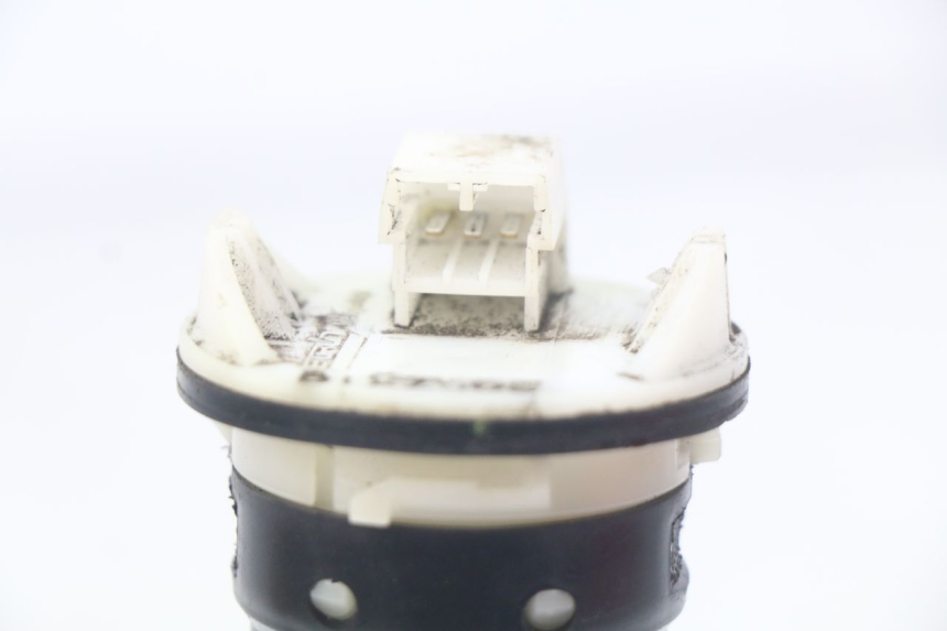 photo de JAUGE RESERVOIR ESSENCE PIAGGIO LIBERTY 4T 50 (2004 - 2008)