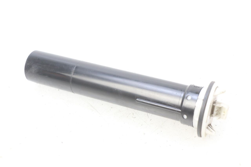 photo de JAUGE RESERVOIR ESSENCE PIAGGIO MP3 LT 300 (2010 - 2016)