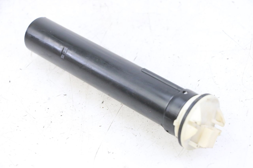 photo de JAUGE RESERVOIR ESSENCE PIAGGIO VESPA GRANTURISMO 200 (2004 - 2005)