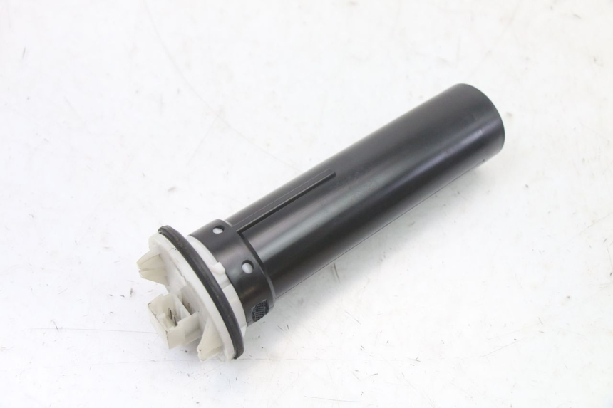 photo de JAUGE RESERVOIR ESSENCE PIAGGIO VESPA LX IE 125 (2010 - 2012)