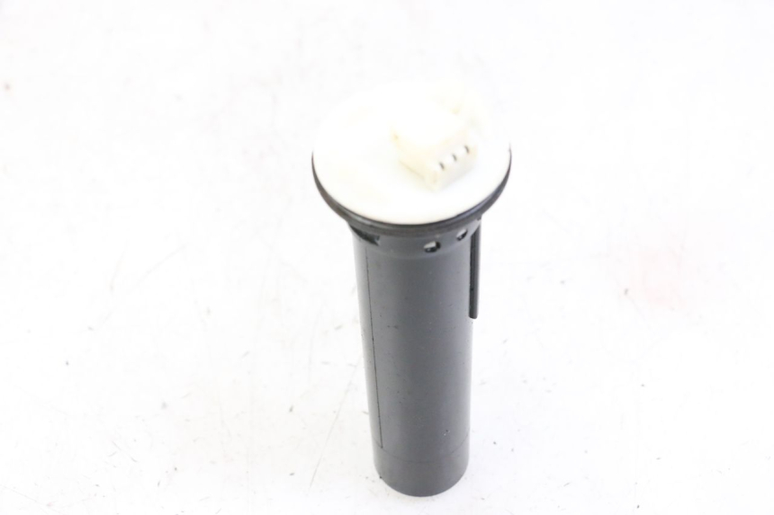 photo de JAUGE RESERVOIR ESSENCE PIAGGIO VESPA S 2T 50 (2007 - 2014)