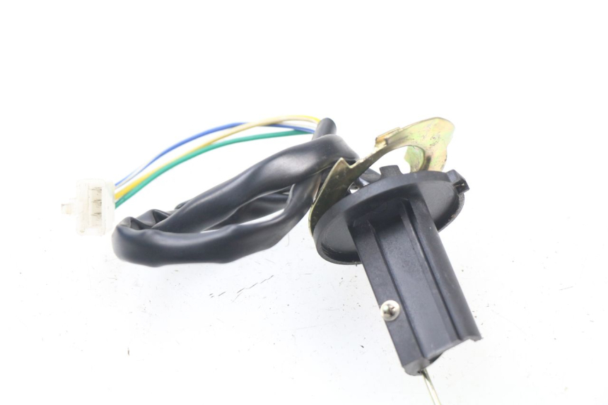 photo de JAUGE RESERVOIR ESSENCE LAZIO RENO 50 (2018 - 2021)