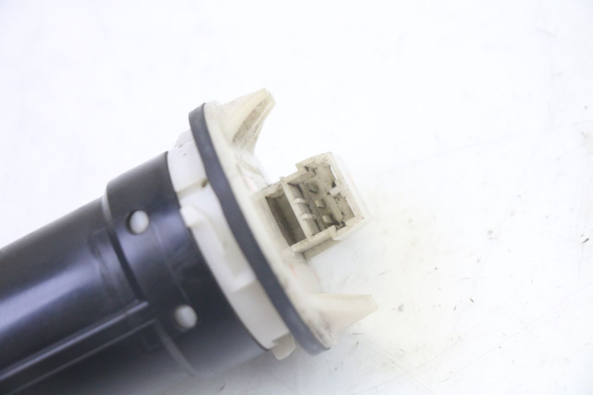 photo de JAUGE RESERVOIR ESSENCE PEUGEOT SATELIS 125 (2006 - 2009)